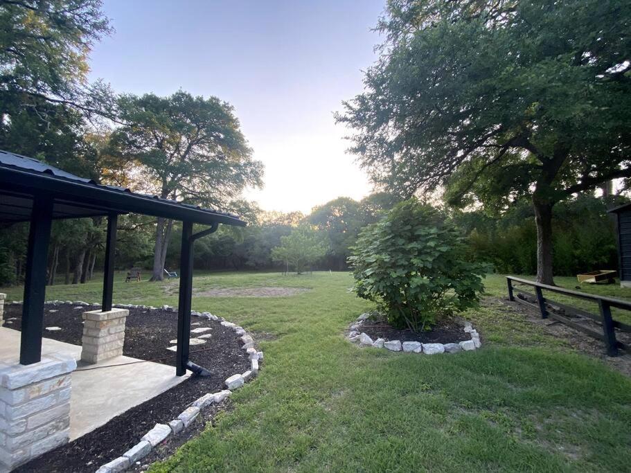 Relaxing Alpaca Ranch Mins From Downtown Wimberley Villa Exteriör bild