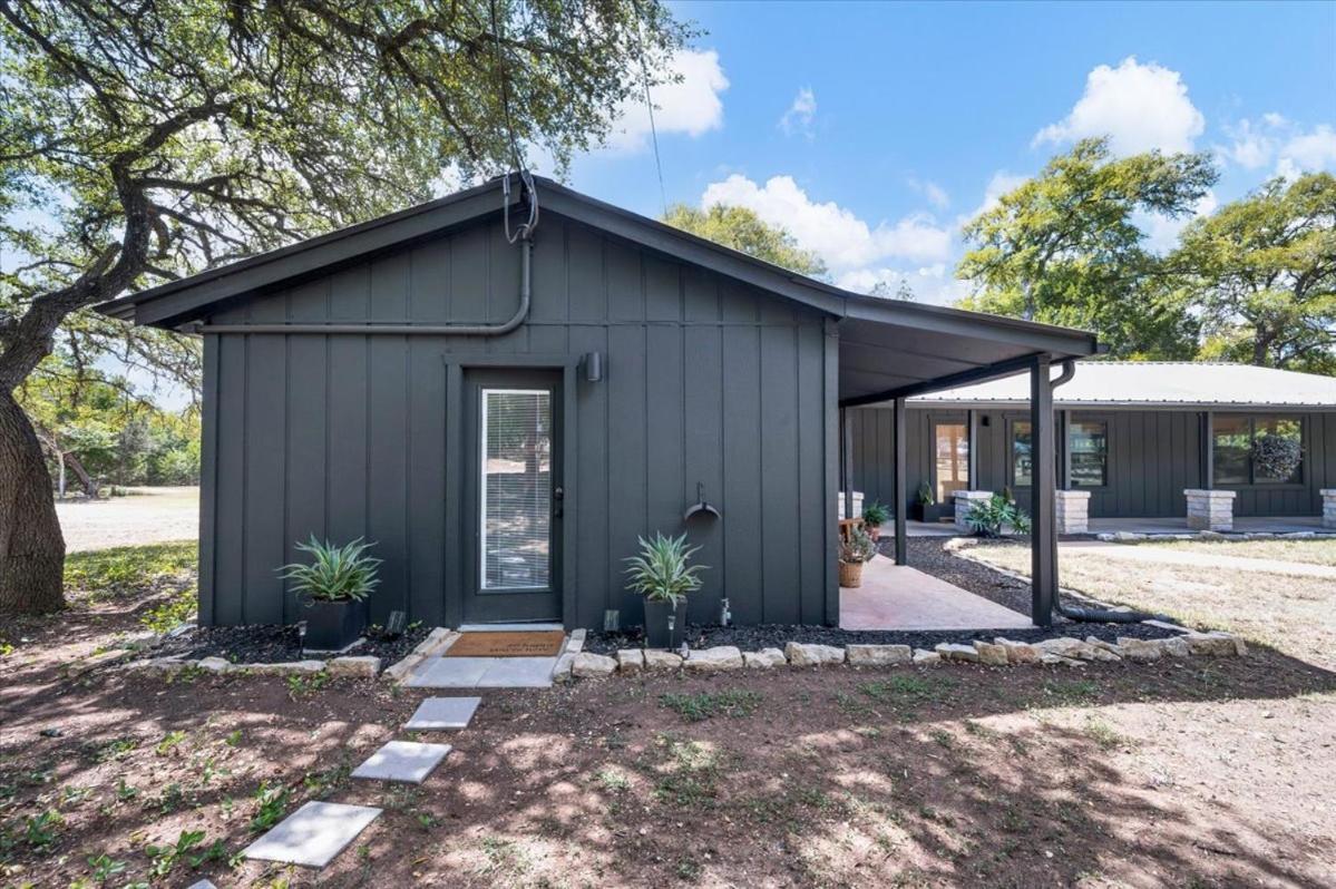 Relaxing Alpaca Ranch Mins From Downtown Wimberley Villa Exteriör bild