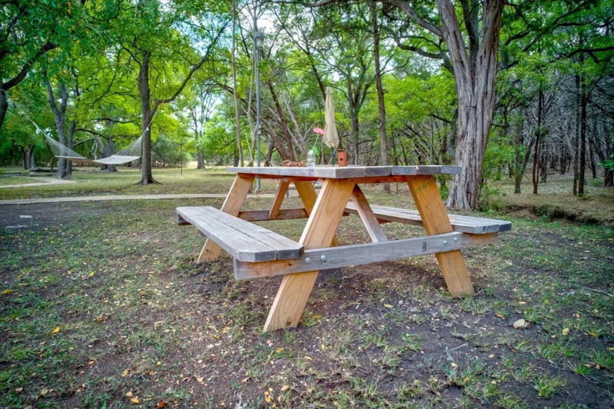 Relaxing Alpaca Ranch Mins From Downtown Wimberley Villa Exteriör bild